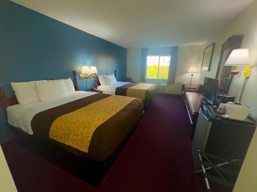 Scenic Hills Inn - image 24