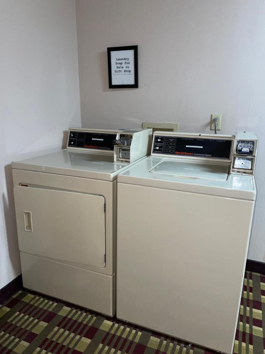 Scenic Hills Inn - image 3