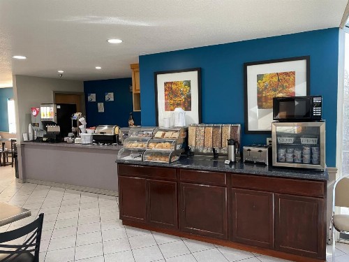 Scenic Hills Inn - image 31