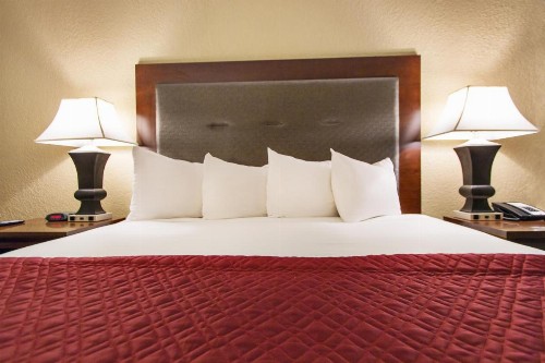 Grand Oaks Hotel - image 13