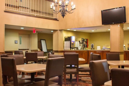 Grand Oaks Hotel - image 19