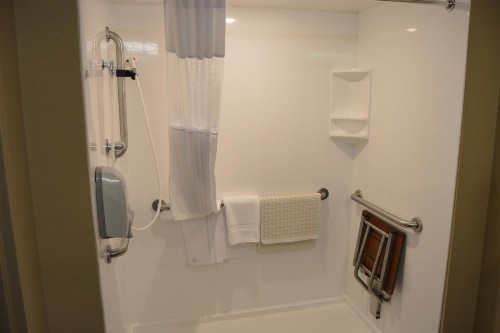 Grand Oaks Hotel - image 24