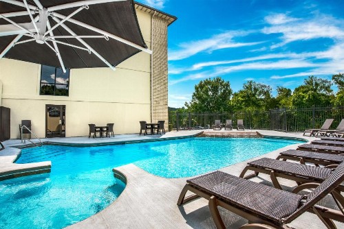 Grand Oaks Hotel - image 4