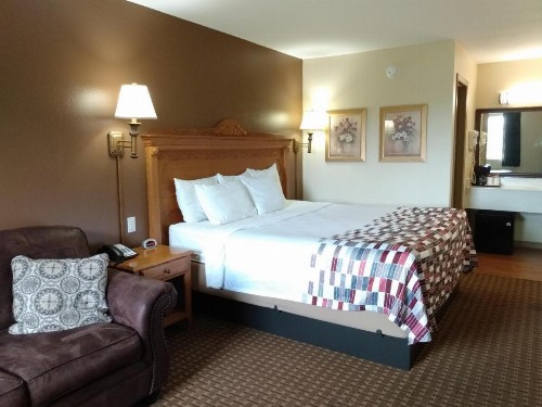 Gazebo Inn - image 12