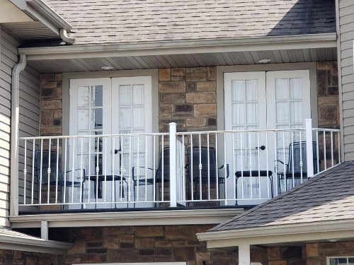 Gazebo Inn - image 20