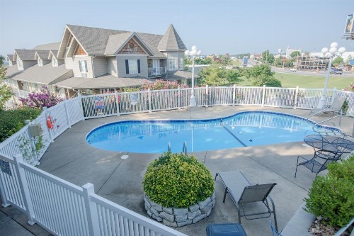 Gazebo Inn - image 30