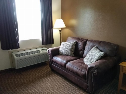 Gazebo Inn - image 34