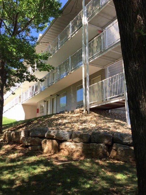Gazebo Inn - image 37