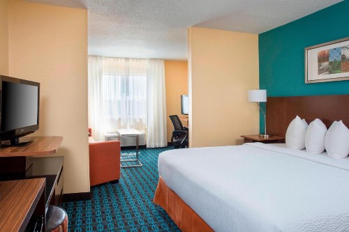 Fairfield Inn & Suites by Marriott Branson - image 20