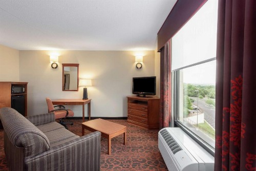 Hampton Inn Branson on the Strip - image 26