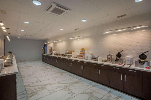 La Quinta by Wyndham Branson - image 43