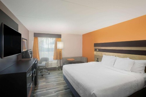 La Quinta by Wyndham Branson - image 48