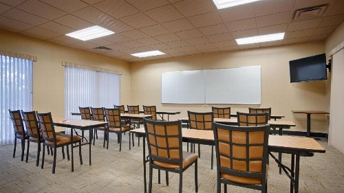 Best Western Branson Inn and Conference Center - image 10