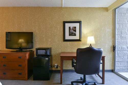 Best Western Branson Inn and Conference Center - image 3