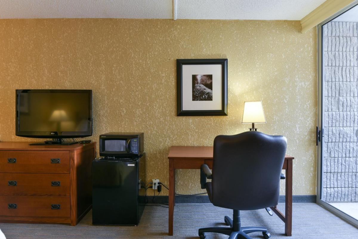 Best Western Branson Inn and Conference Center - image 3