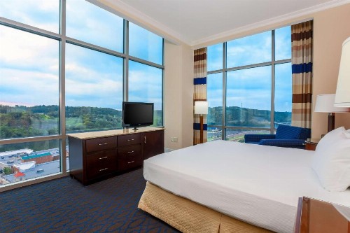 Hilton Branson Convention Center Hotel - image 40