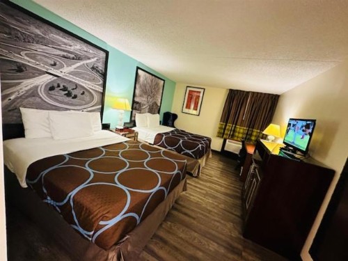 Super 8 by Wyndham Branson/Andy Williams Theatre - image 39