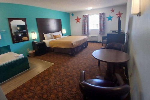 Southern Oaks Inn Near IMAX - image 26