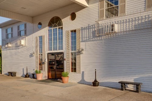 Southern Oaks Inn Near IMAX - image 48