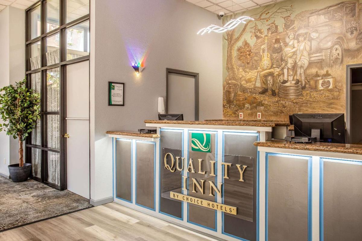 Quality Inn Branson On the Strip - image 4