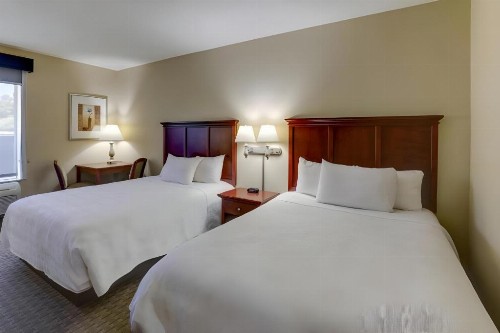 Barrington Hotel & Suites - image 47