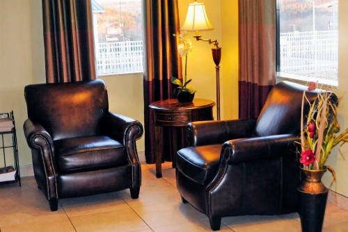 Whispering Hills Inn - image 8
