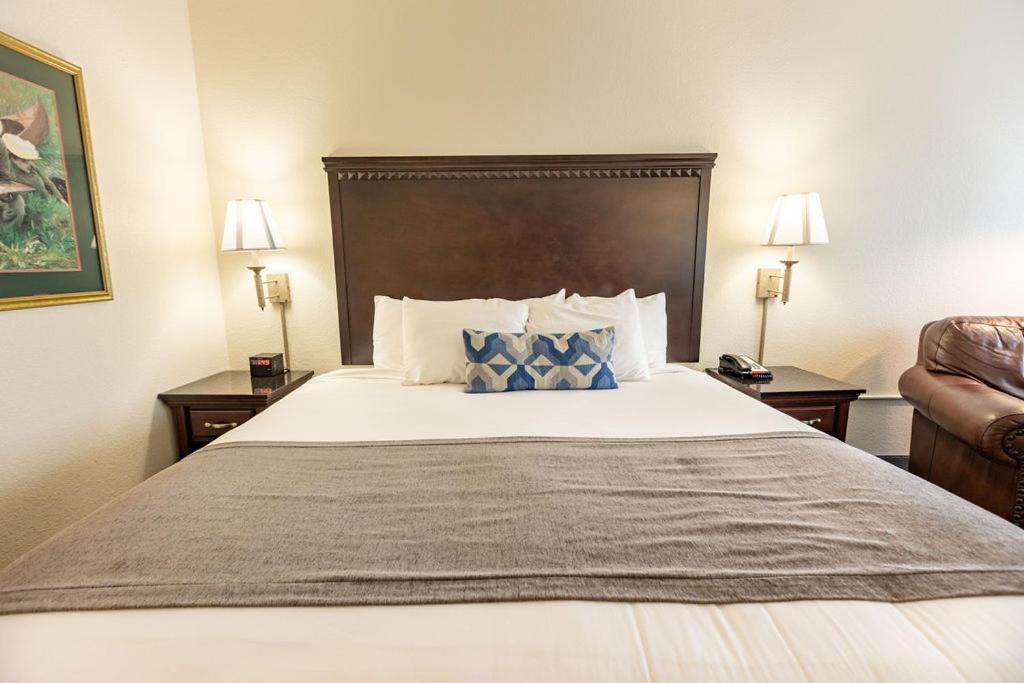 Savannah House Hotel - main image