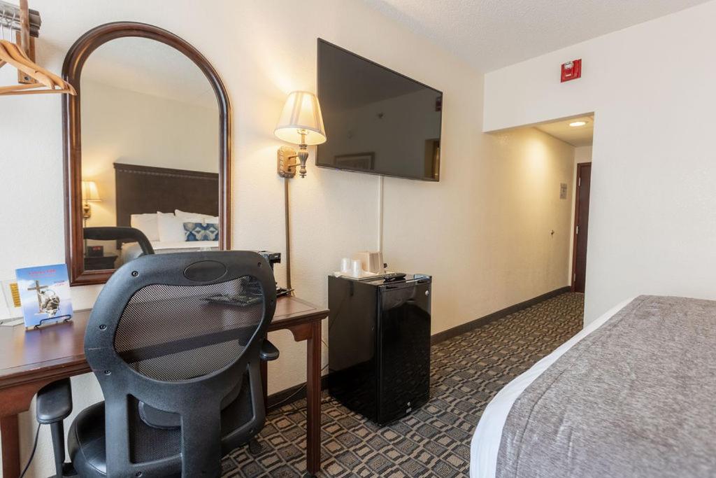 Savannah House Hotel - image 2