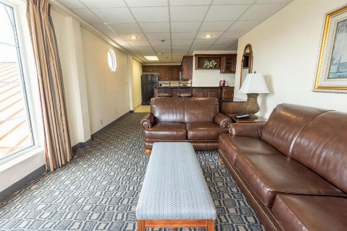 Savannah House Hotel - image 3