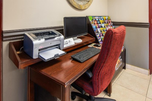 Savannah House Hotel - image 38