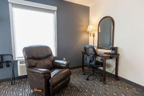 Savannah House Hotel - image 39