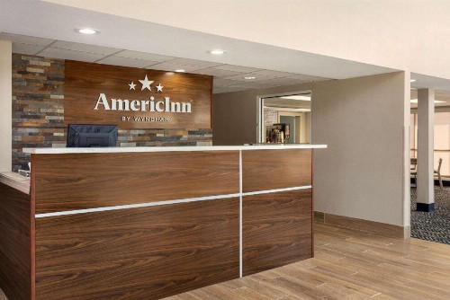 Camden Hotel and Conference Center - image 11