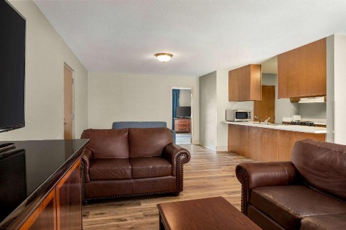 Camden Hotel and Conference Center - image 27