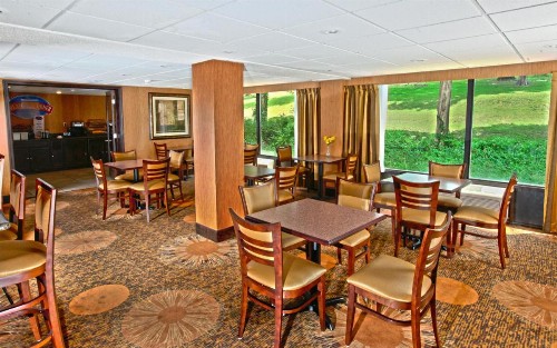 Baymont by Wyndham Branson - On the Strip - image 17