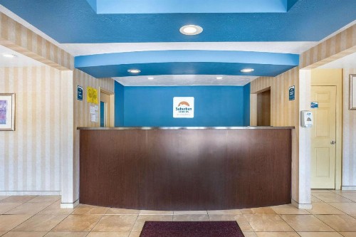 Baymont by Wyndham Branson - image 1