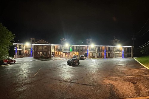 Baymont by Wyndham Branson - image 2