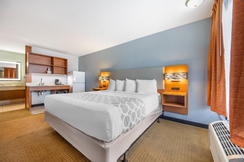 Baymont by Wyndham Branson - image 32