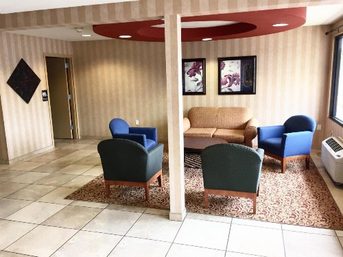 Baymont by Wyndham Branson - image 40