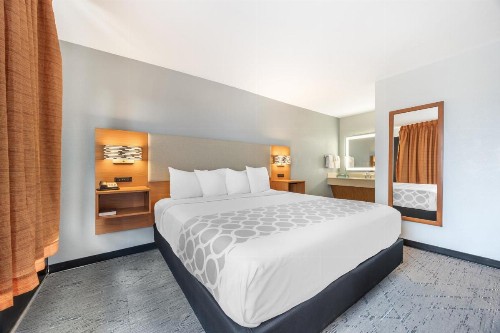 Baymont by Wyndham Branson - image 45