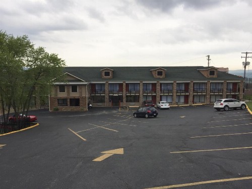 Baymont by Wyndham Branson - image 46