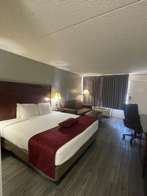 Willow Tree Inn Branson - image 12