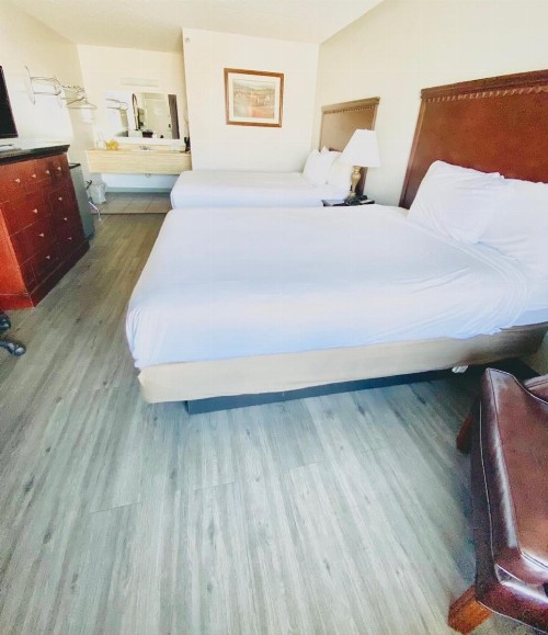 Willow Tree Inn Branson - image 20