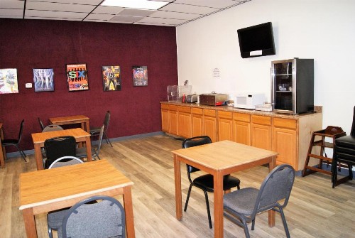 Willow Tree Inn Branson - image 5