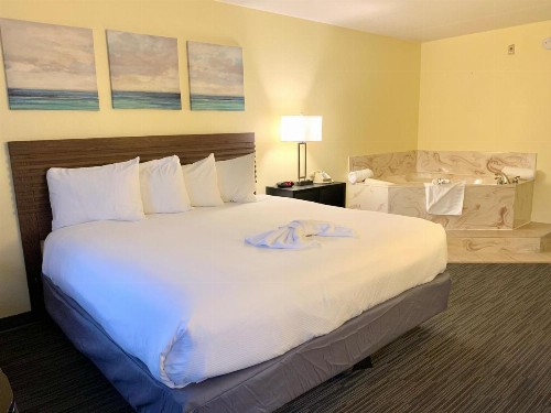 Seven Gables Inn - image 15