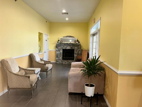 Seven Gables Inn - image 16