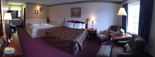 Twelve Oaks Inn - image 25