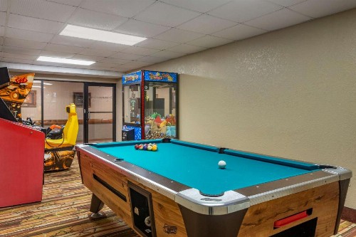 Comfort Inn & Suites Branson Meadows - image 47