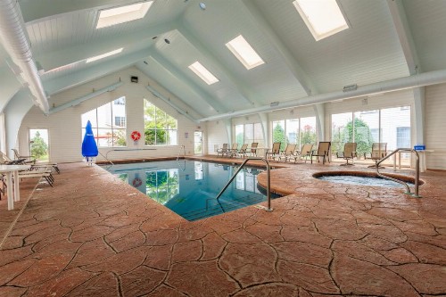 Branson Towers Hotel - image 25