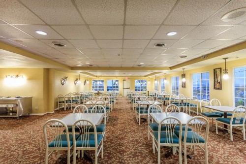 Branson Towers Hotel - image 9