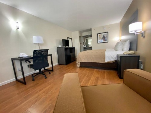 Quality Inn Branson - Hwy 76 Central - image 12
